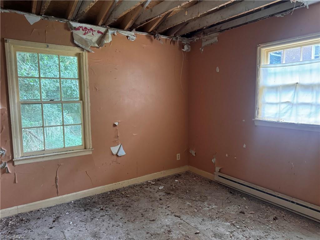 3260 Robinhood Road Property Photo 11
