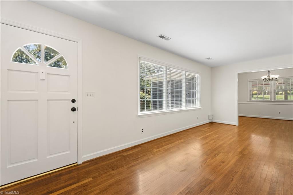 4831 Welwyn Road Property Photo 5
