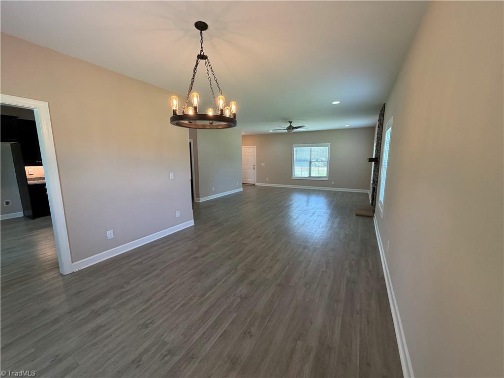 412 Stage Coach Trail Property Photo 7
