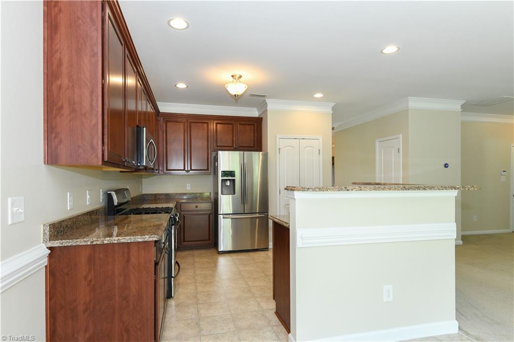 6724 Planters Drive Property Photo 17