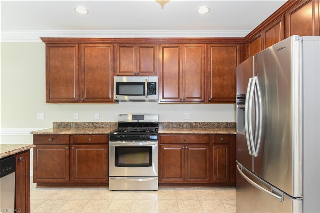 6724 Planters Drive Property Photo 18