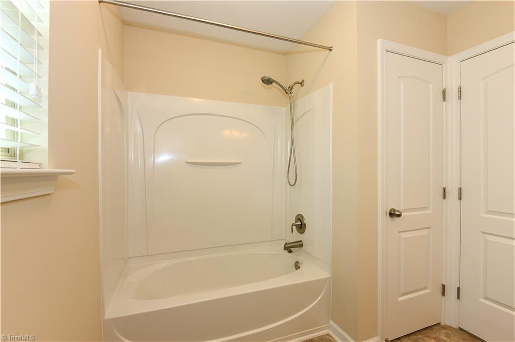 6724 Planters Drive Property Photo 30