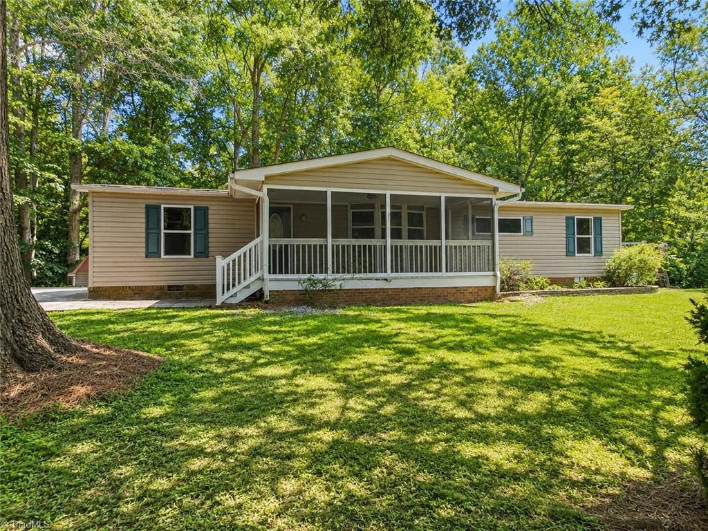 155 Trinity Drive Property Photo 1