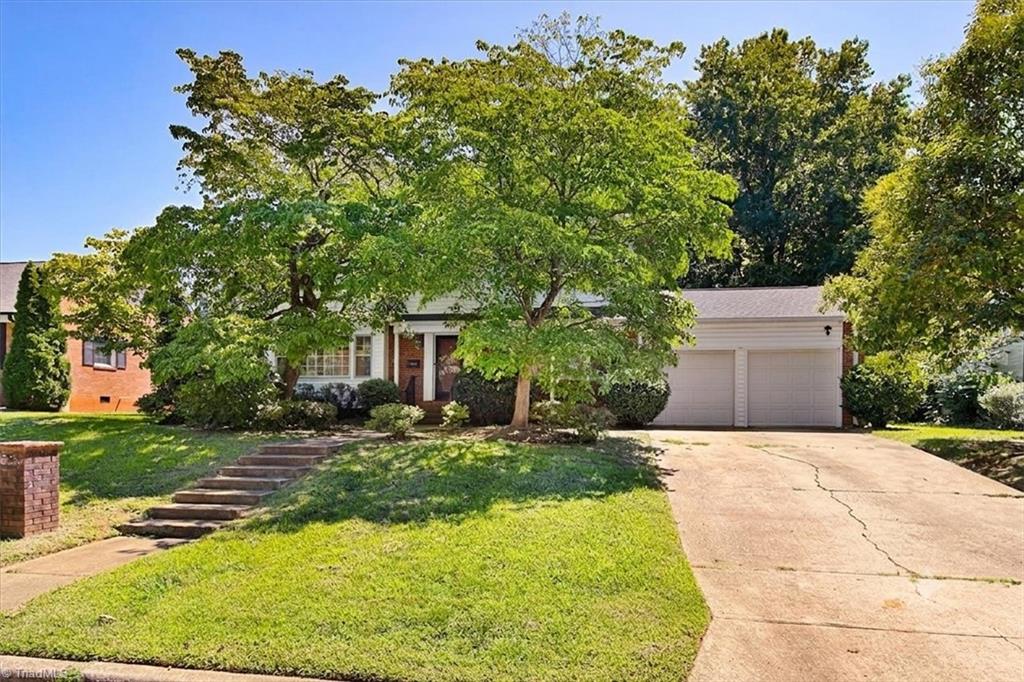 1106 McDowell Drive Property Photo 1
