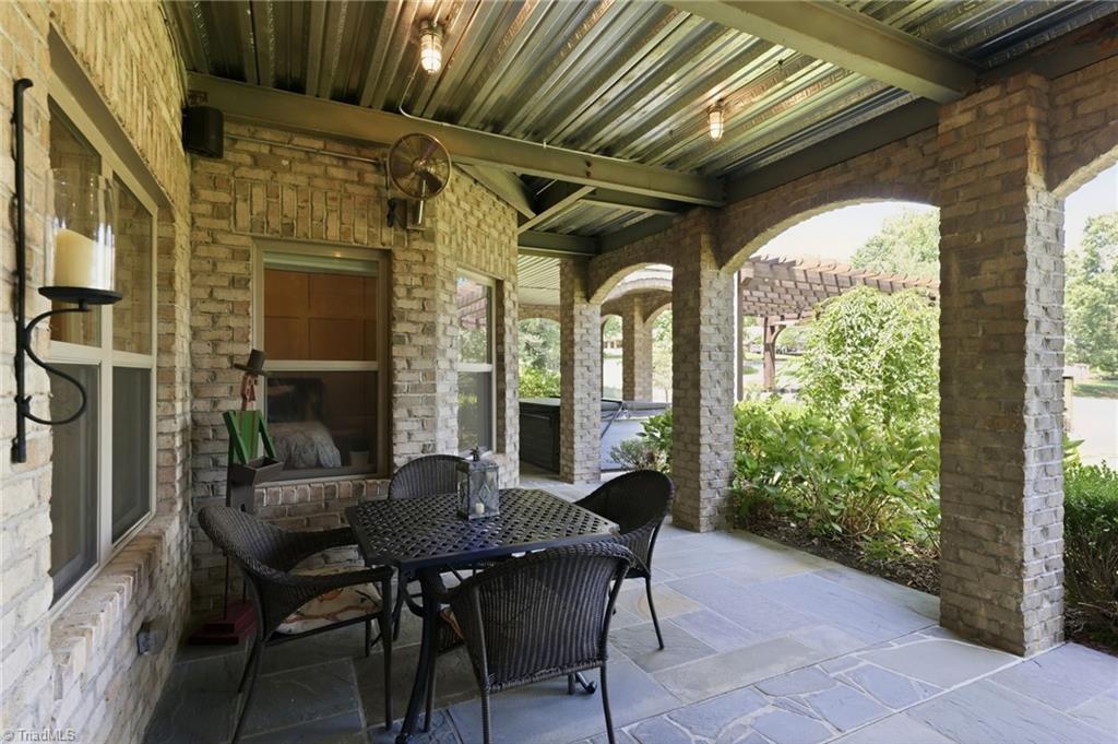 5306 Rockingham Road E Property Photo 39