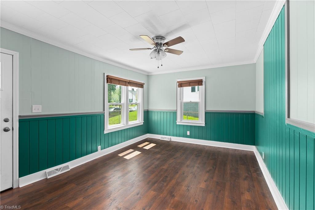 220 Broad Street Property Photo 7