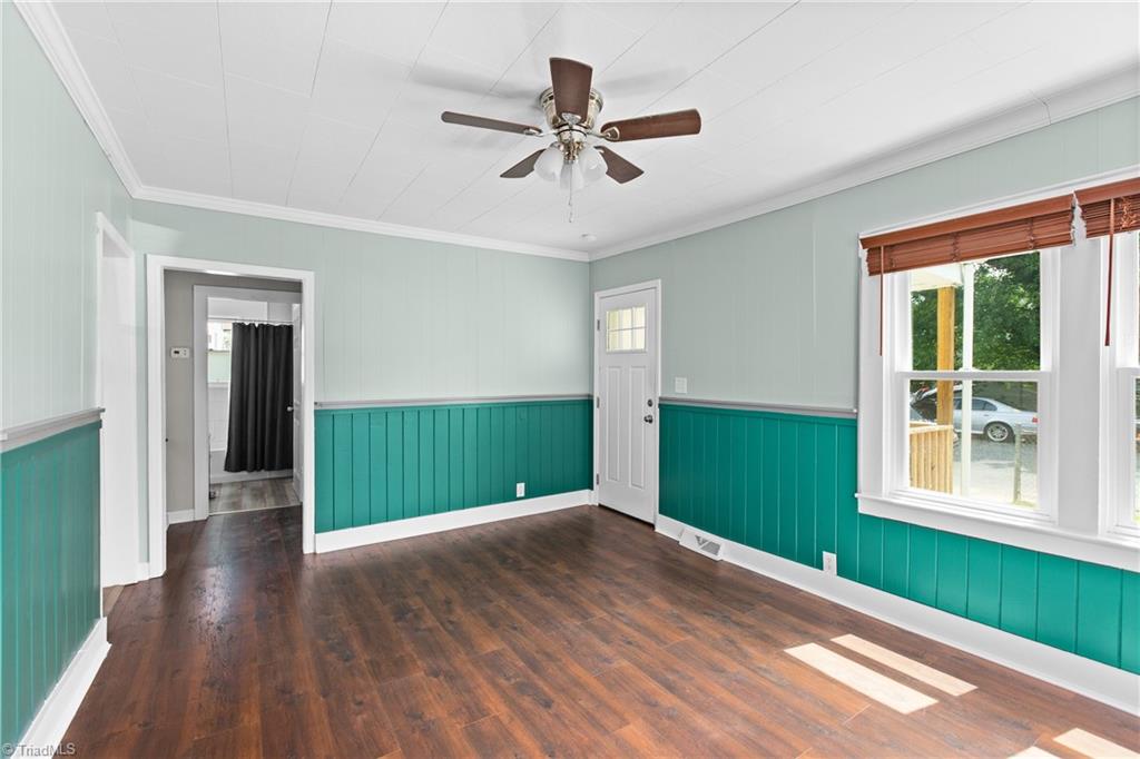 220 Broad Street Property Photo 8