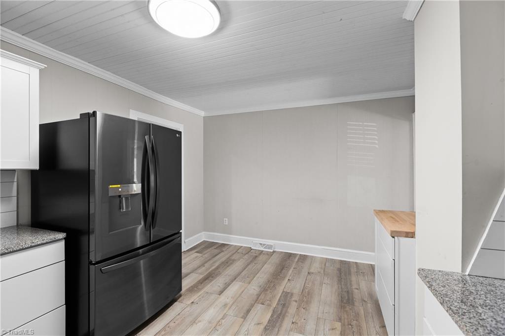220 Broad Street Property Photo 12