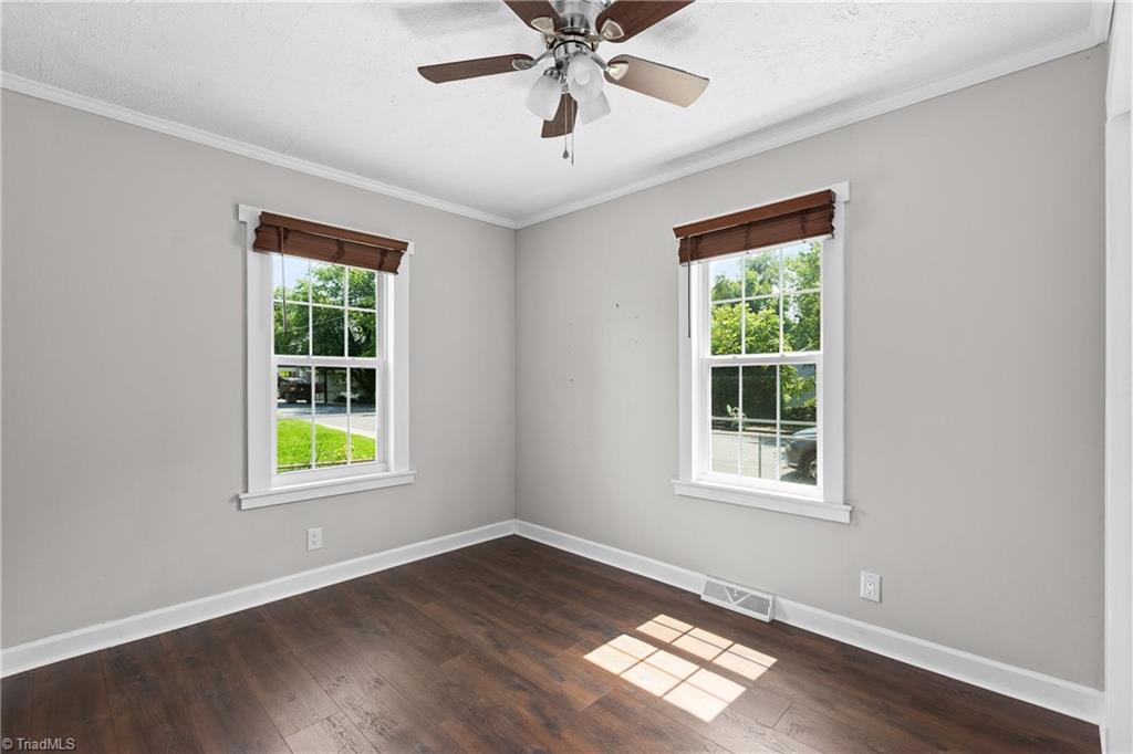 220 Broad Street Property Photo 14