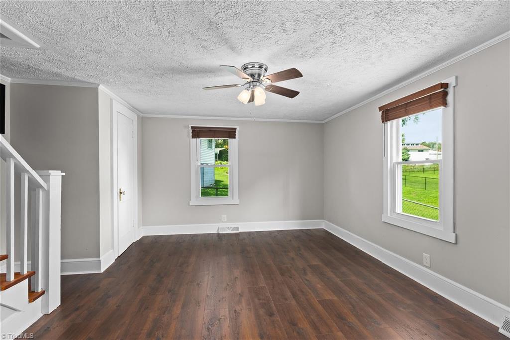 220 Broad Street Property Photo 18
