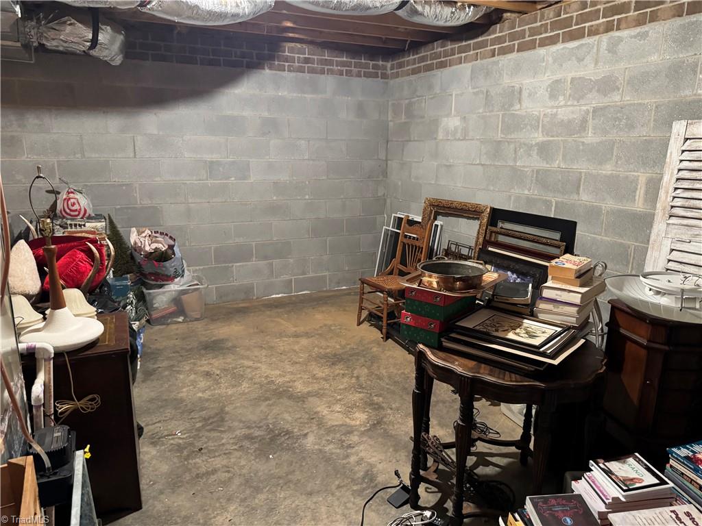 254 Raspberry Ridge Drive Property Photo 28