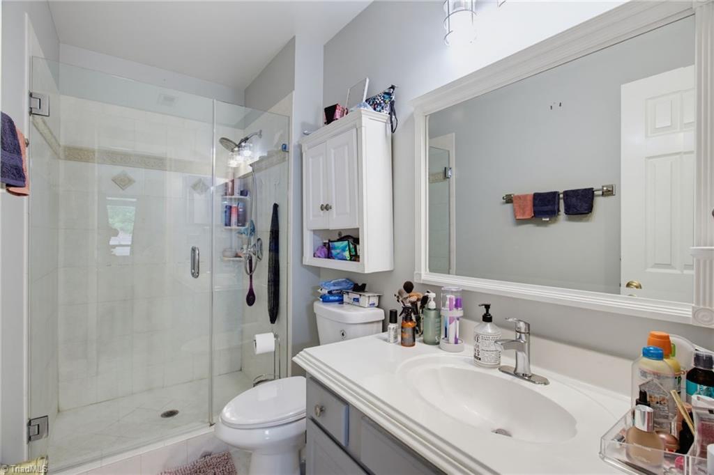 5325 Summerwood Drive Property Photo 19