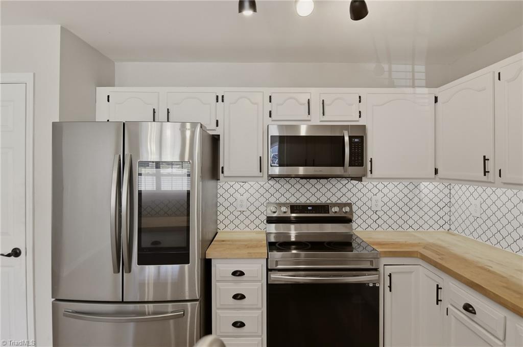 514 Rivertree Lane Property Photo 14