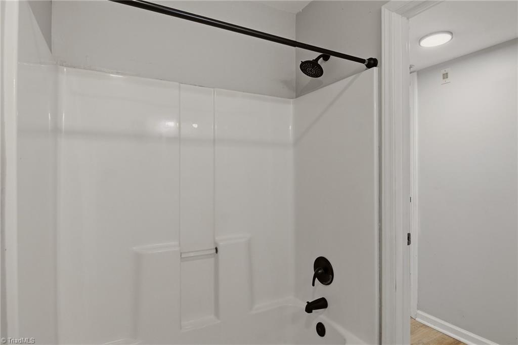 514 Rivertree Lane Property Photo 21