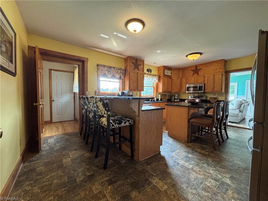 300 Tom Hunter Road Property Photo 14