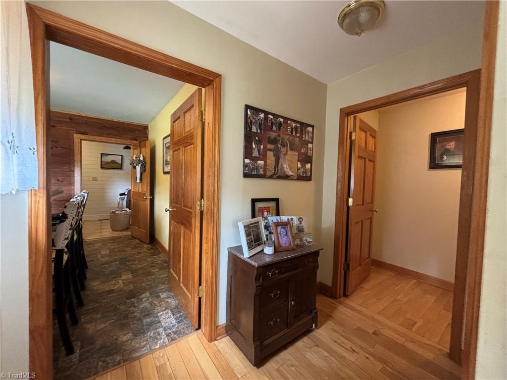 300 Tom Hunter Road Property Photo 15
