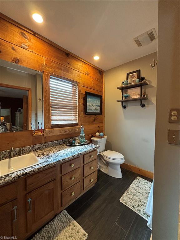 300 Tom Hunter Road Property Photo 23