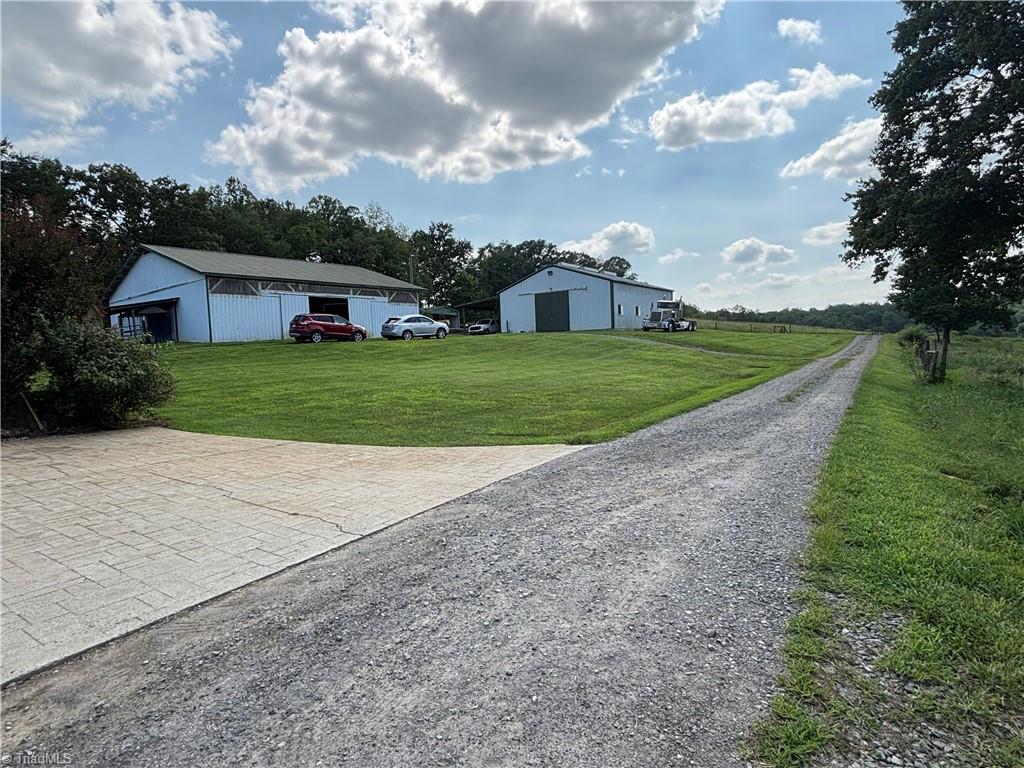 300 Tom Hunter Road Property Photo 33