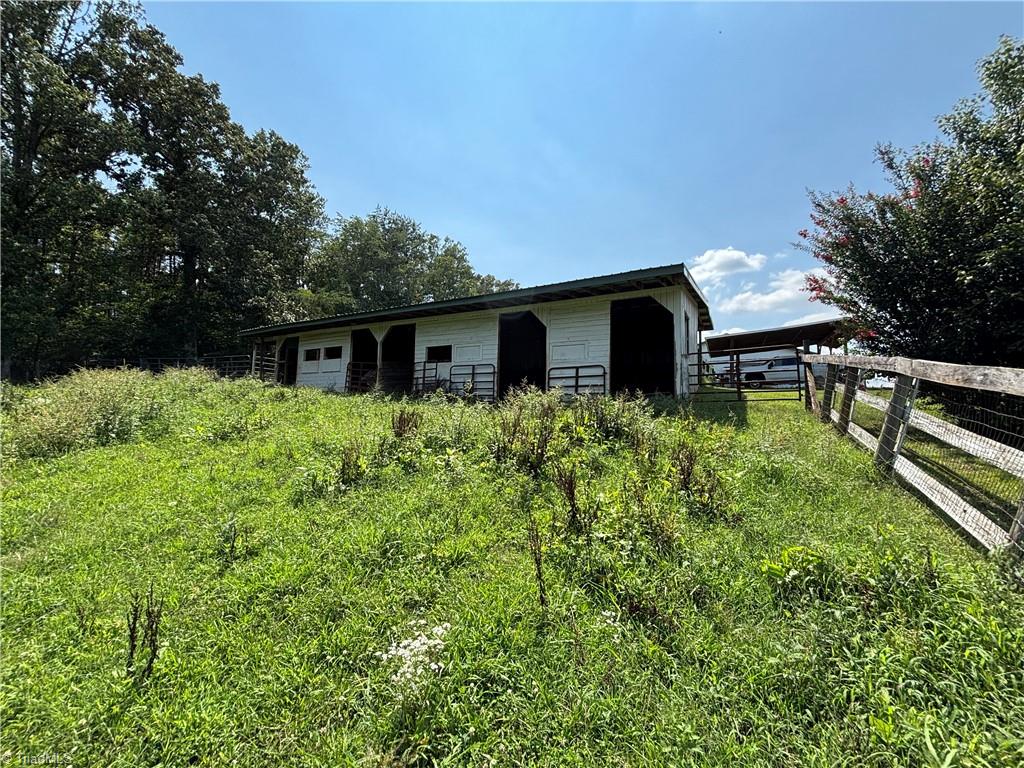 300 Tom Hunter Road Property Photo 37