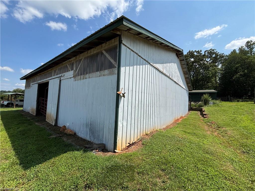 300 Tom Hunter Road Property Photo 38