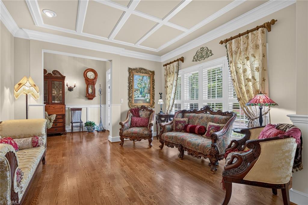 128 Knicker Lane Property Photo 6