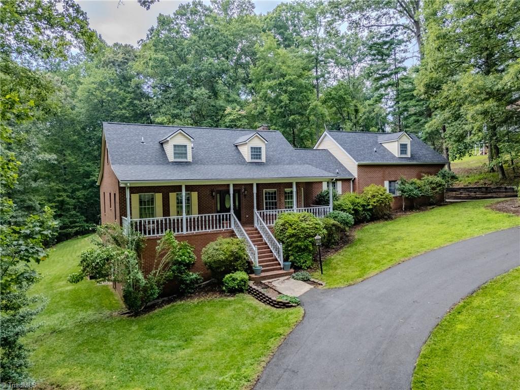 158 Oakmont Place Property Photo 1