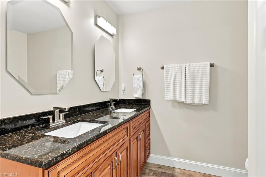 8504 Altavista Drive Property Photo 27
