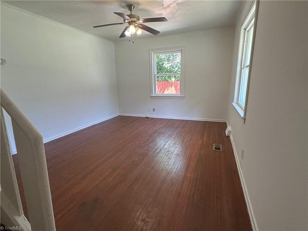 1005 William Drive Property Photo 6
