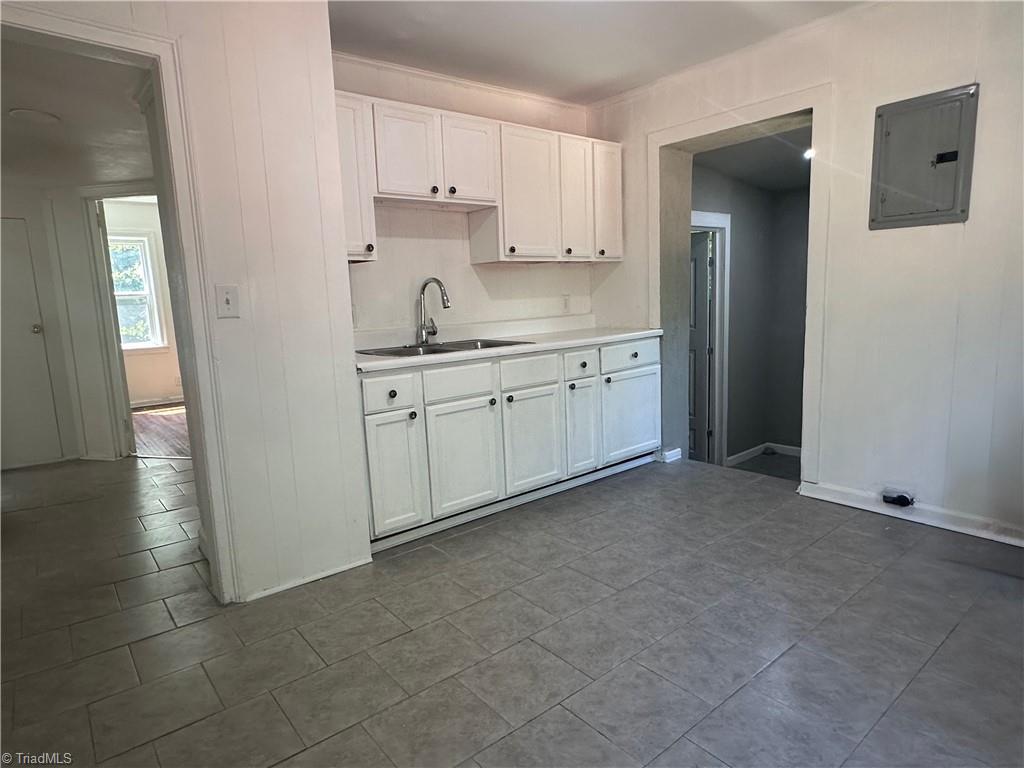 1005 William Drive Property Photo 14