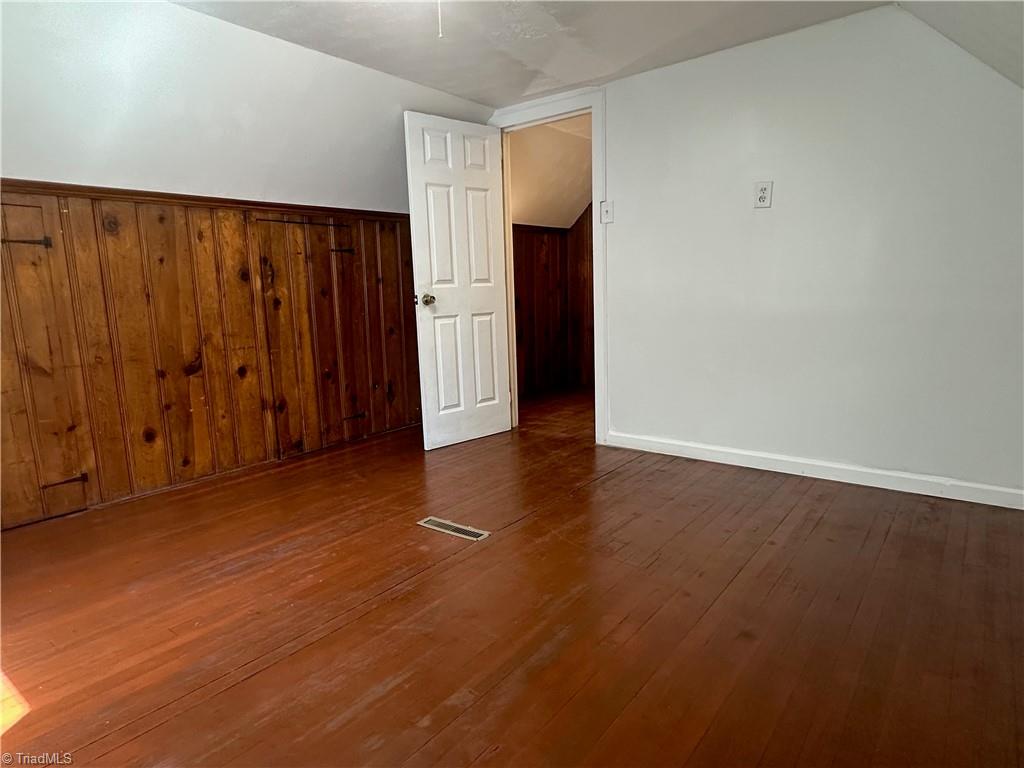 1005 William Drive Property Photo 29