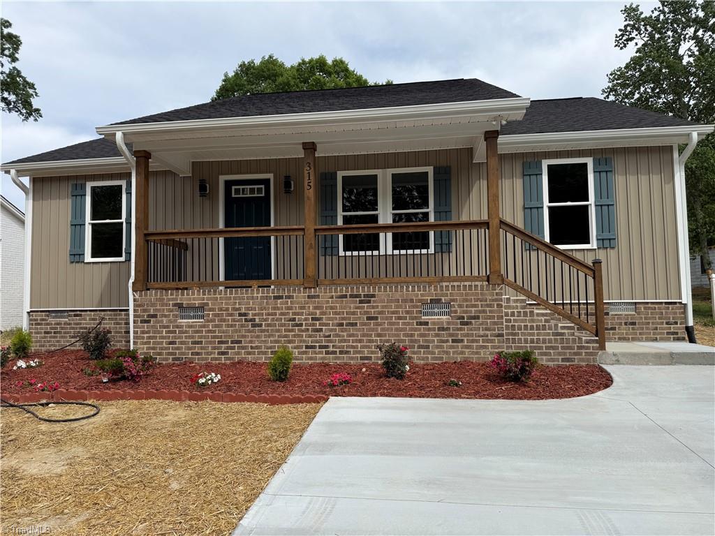 315 Small Street Property Photo 1