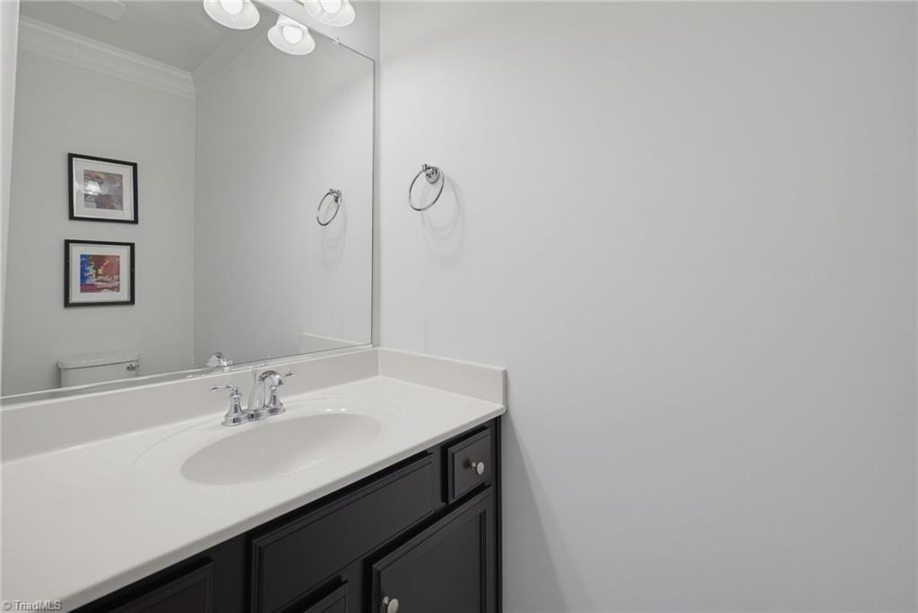 3847 Thistleberry Road Property Photo 9