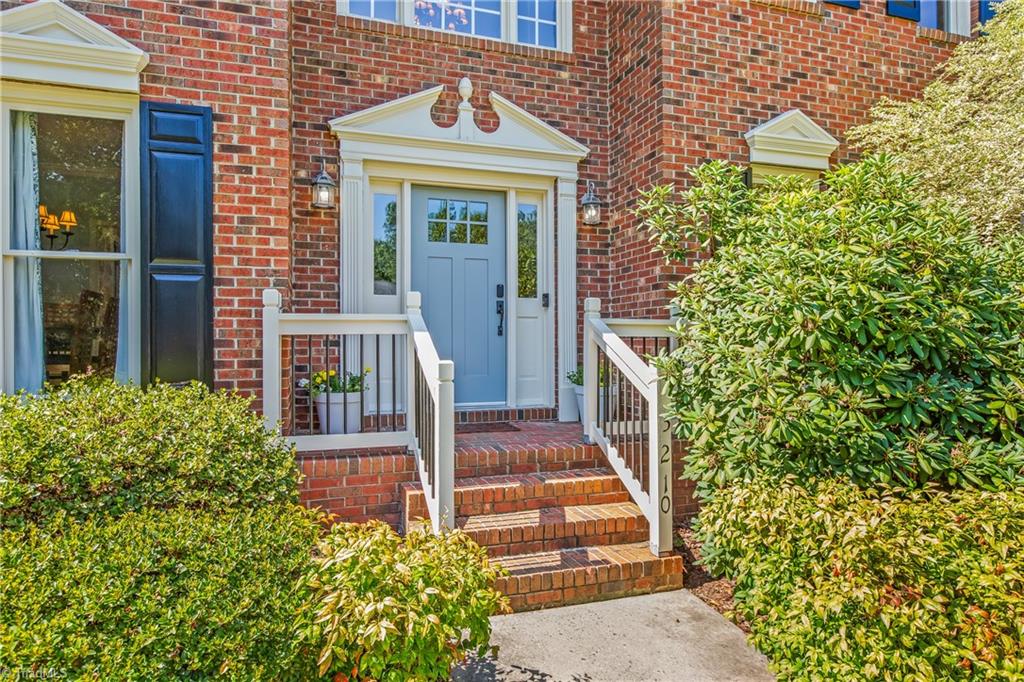 3210 Peninsula Drive Property Photo 4