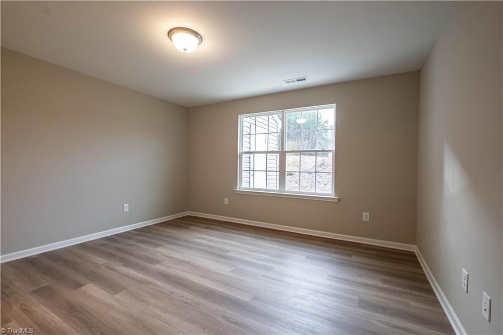112 Tallwood Drive Property Photo 8