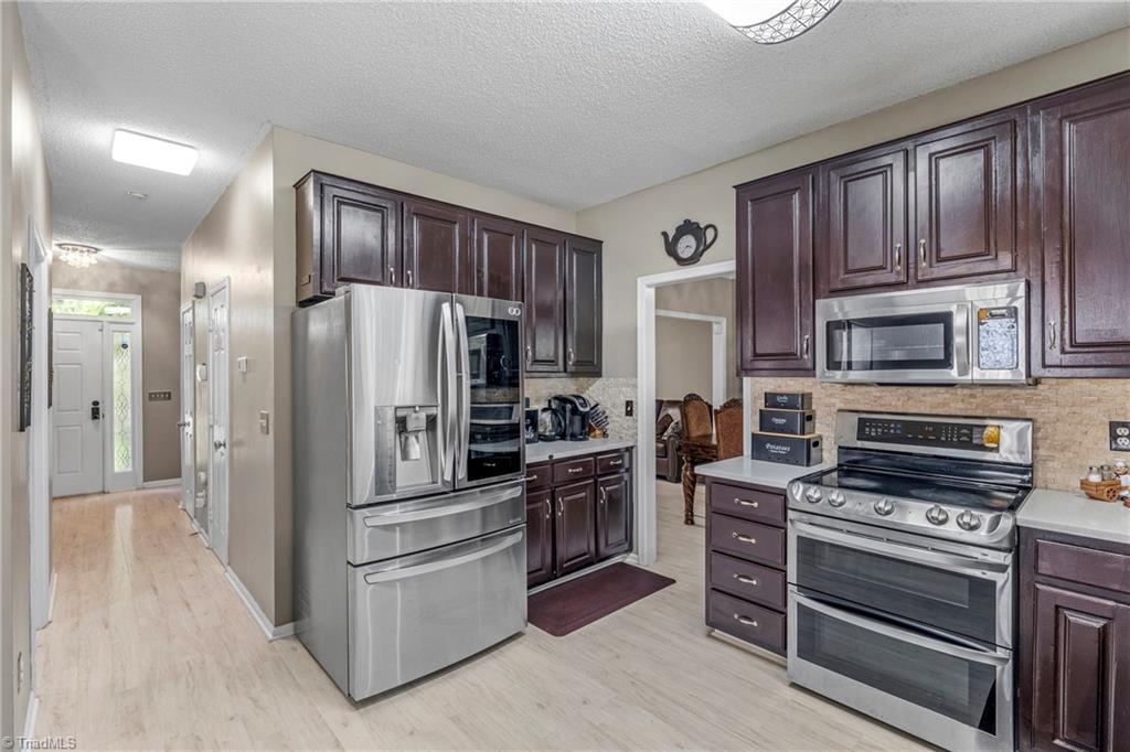 3549 Bent Trace Drive Property Photo 13