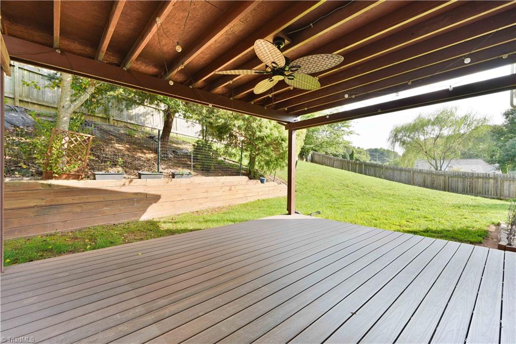19 Crestbrook Court Property Photo 15