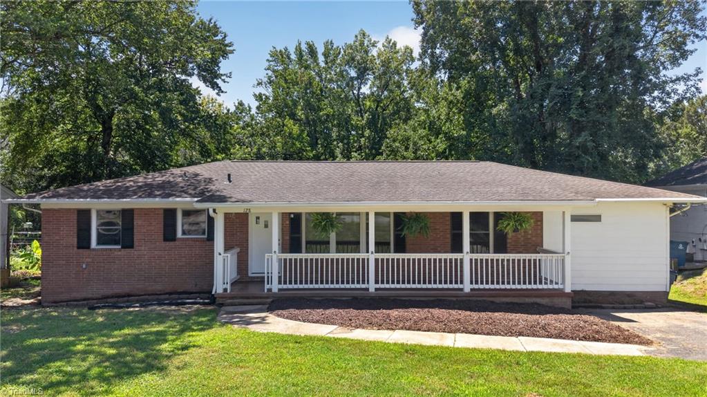 128 Englewood Drive Property Photo 1