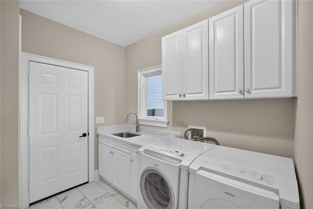 605 Oak Valley Boulevard Property Photo 20