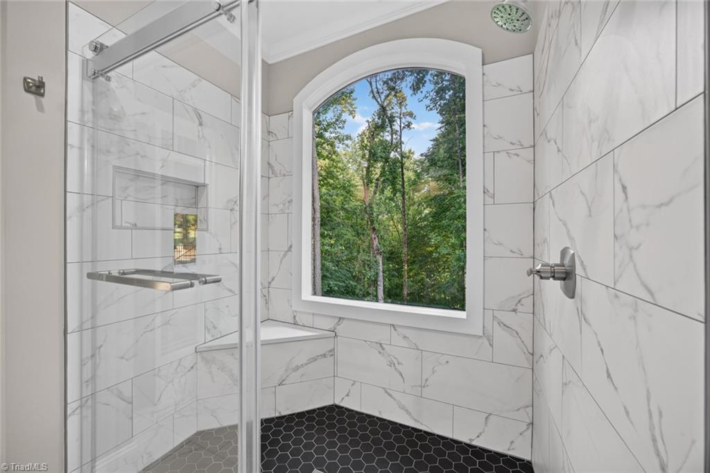 605 Oak Valley Boulevard Property Photo 26