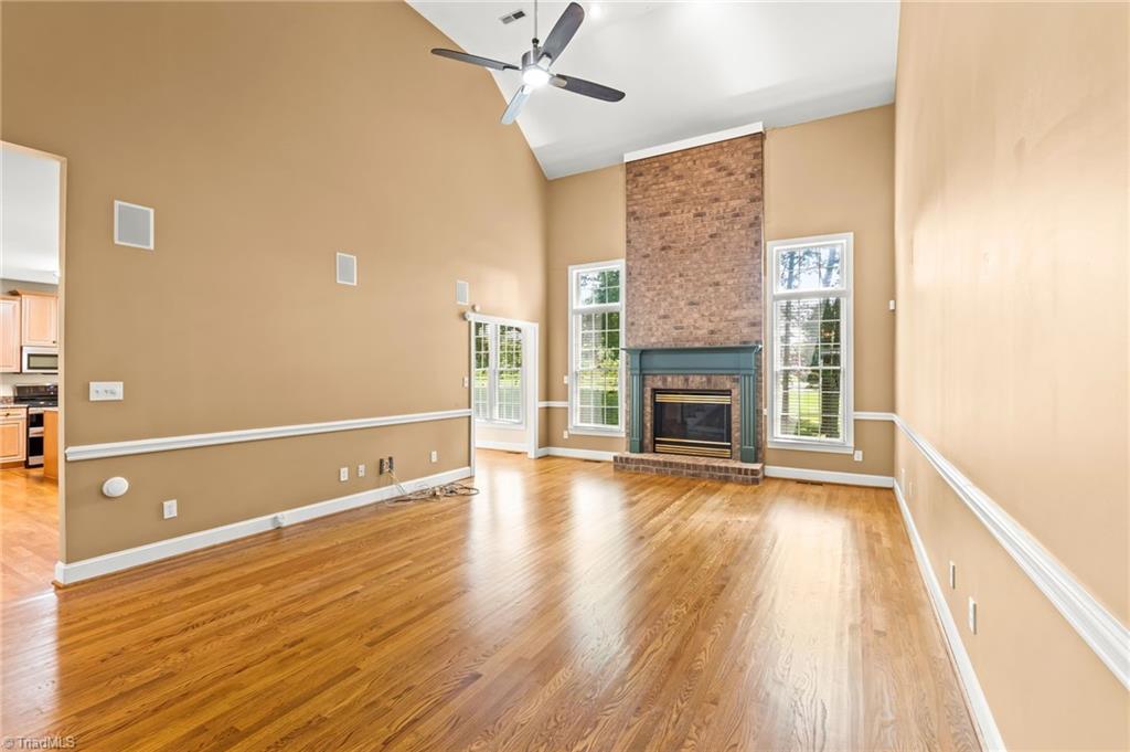 6973 Chapsworth Drive Property Photo 4