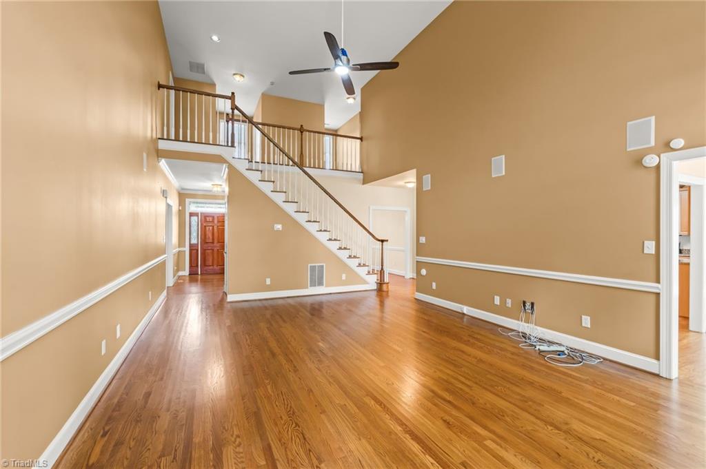 6973 Chapsworth Drive Property Photo 7