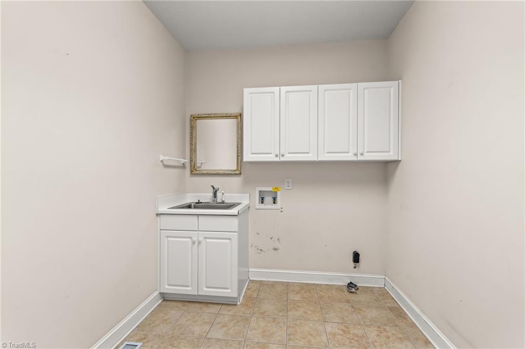 6973 Chapsworth Drive Property Photo 26