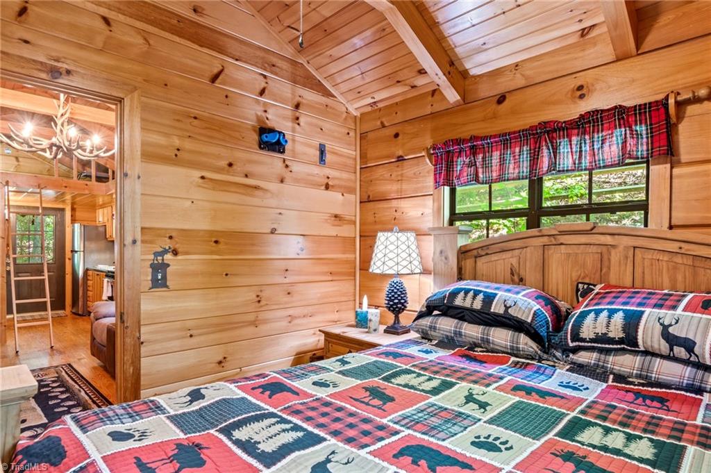157 Wolf Trail Property Photo 2