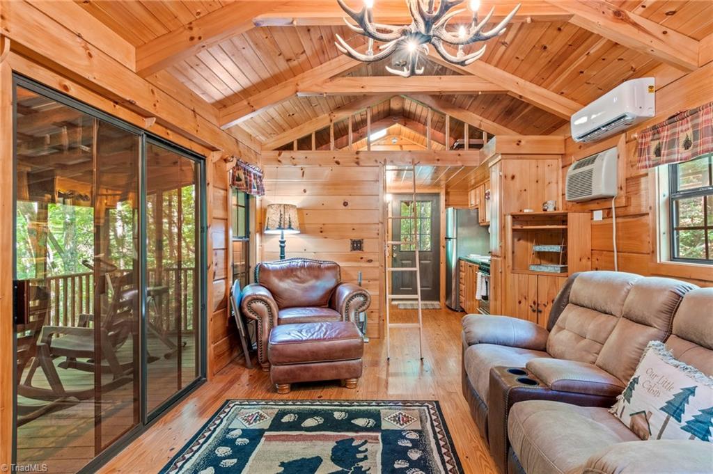157 Wolf Trail Property Photo 9