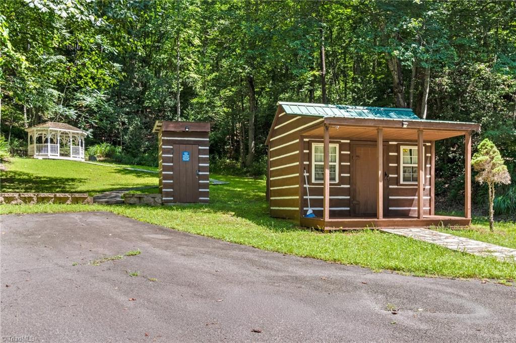 157 Wolf Trail Property Photo 31