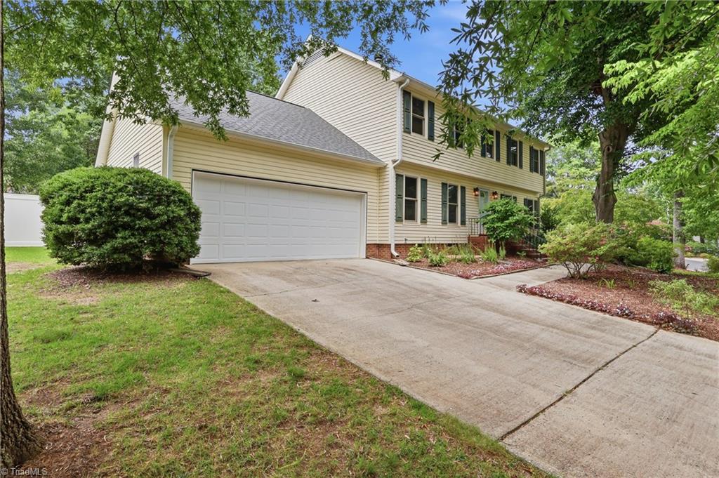 905 Northshore Court Property Photo 1