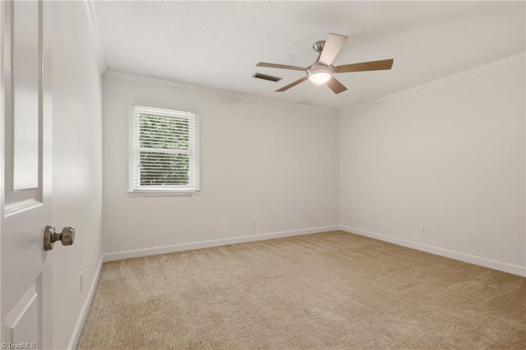 905 Northshore Court Property Photo 25