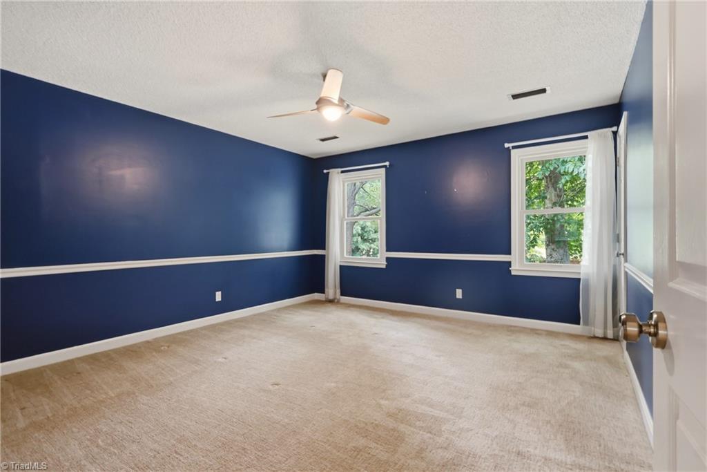 905 Northshore Court Property Photo 28