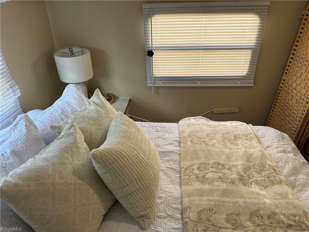108 Robin Lane Property Photo 12