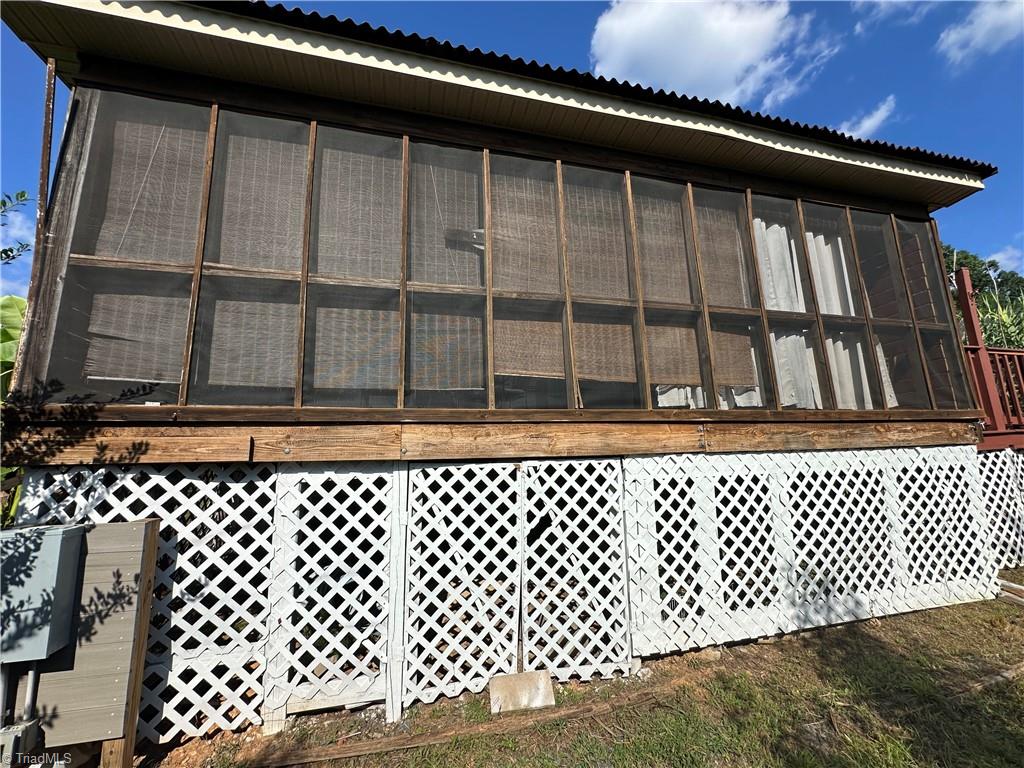 108 Robin Lane Property Photo 24